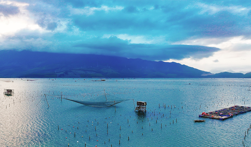 lap-an-lagoon-danang-to-phong-nha