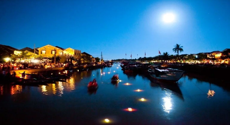 Hoi An in a fullmoon day